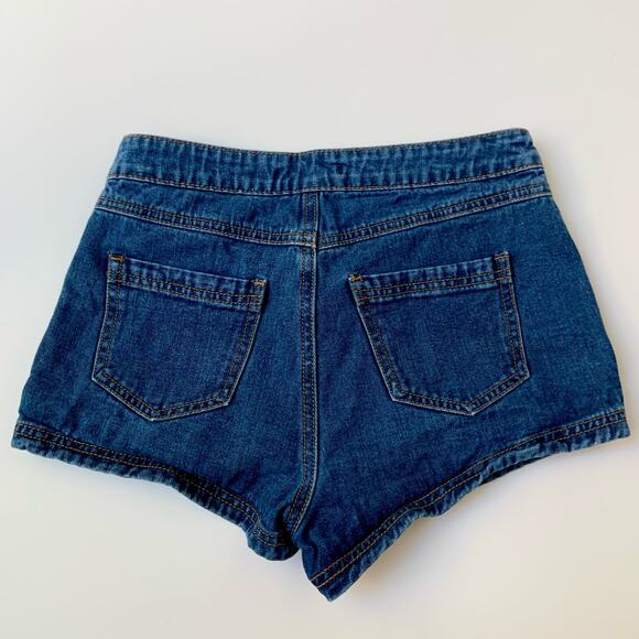 Forever 21 Blue Dark Denim Mid Rise Mini Shorts Women's Size Small - Picture 7 of 10